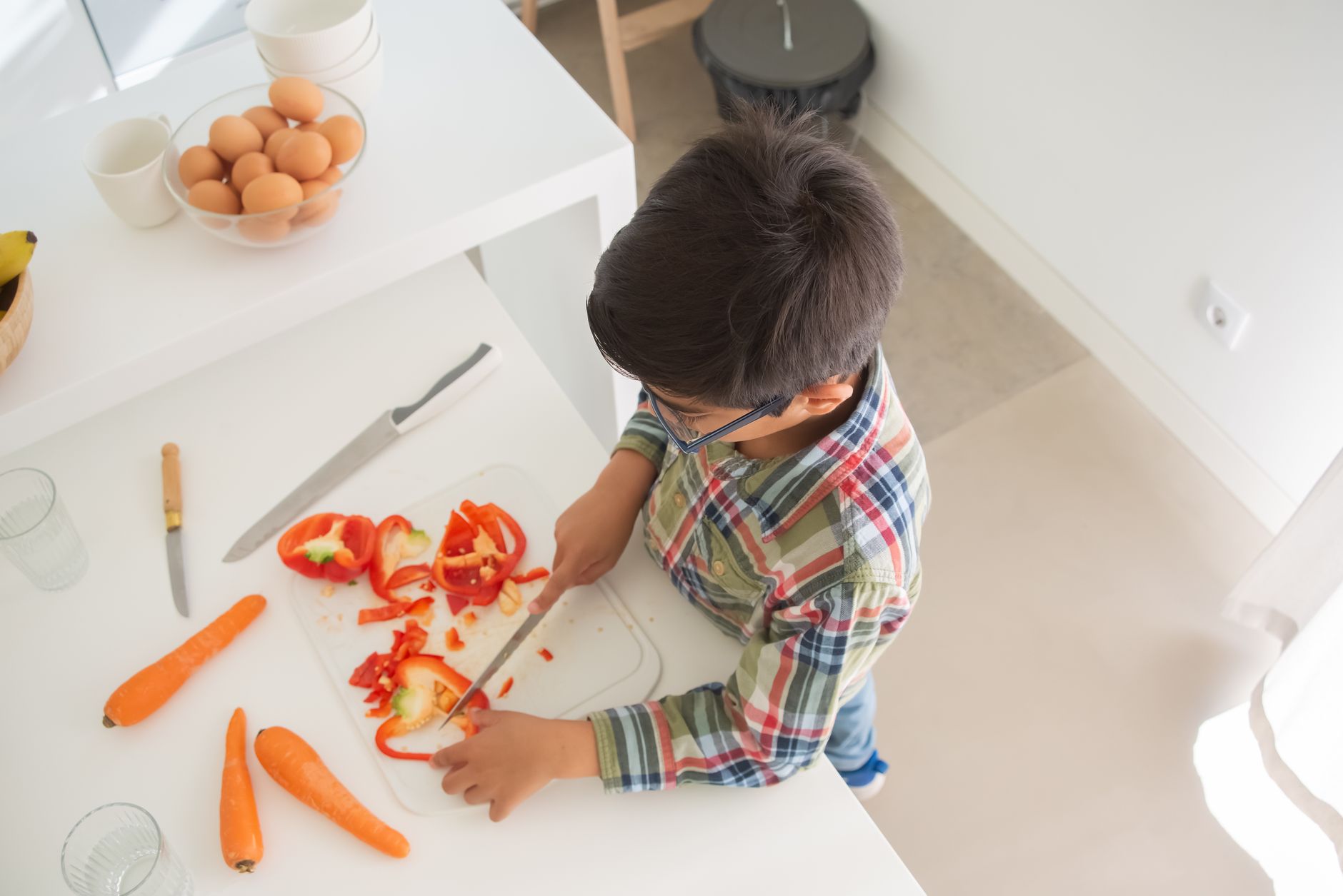 How to Teach Kids to Cook Basic Skills by Age (Without Losing Your Mind or Your Kitchen)